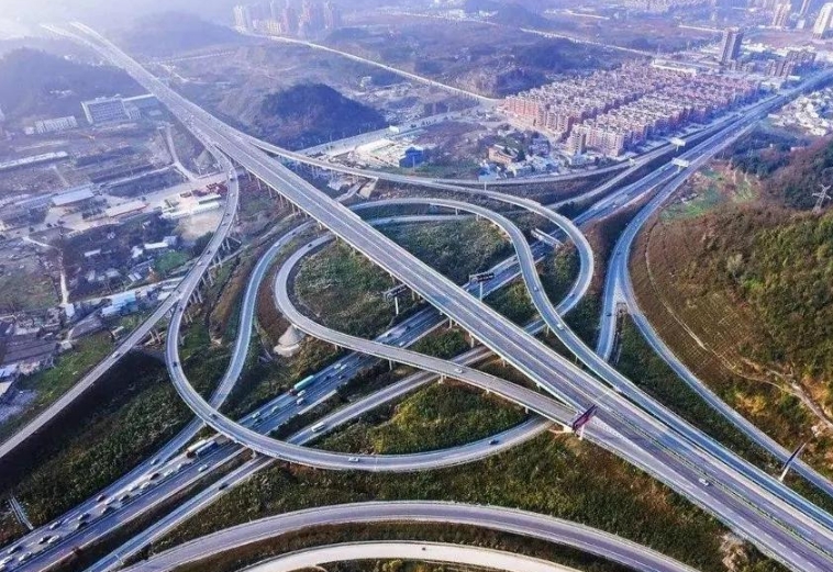 汤池高速公路收费站高填方路基强夯施工项目-由东盛云强夯公司承建